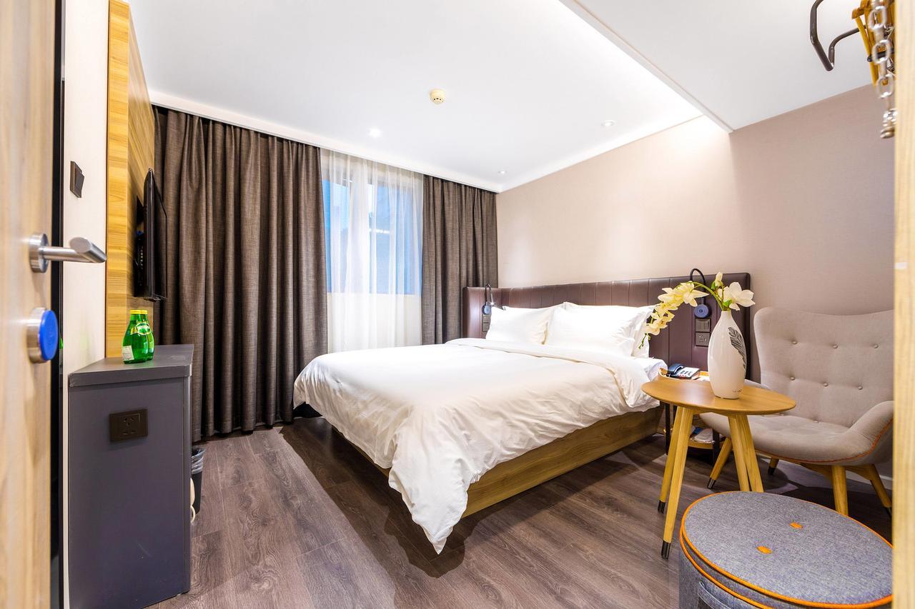 Hanting Premium Hongqiao West Zhongshan Road