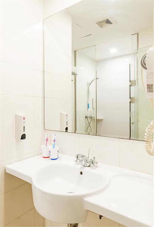 Hanting Premium Hongqiao West Zhongshan Road Hotel